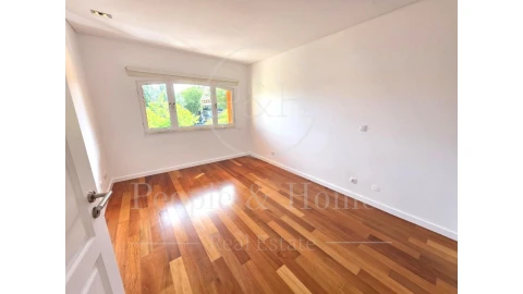 Apartamento T2 para Arrendamento em Cascais e Estoril