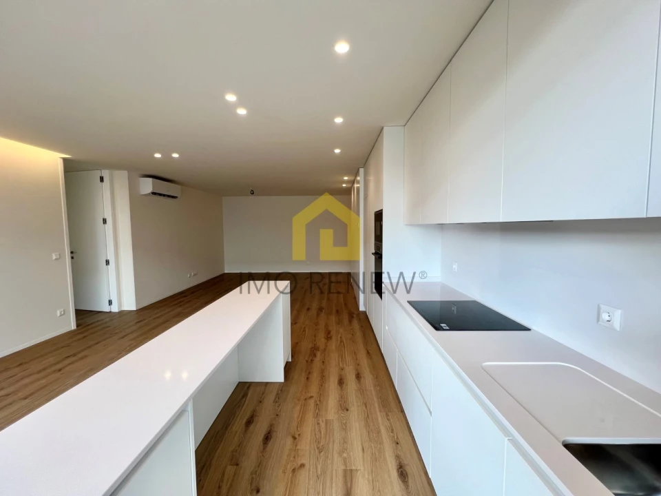 Apartamento T2 para Venda em Mafamude e Vilar do Paraíso Foto 9