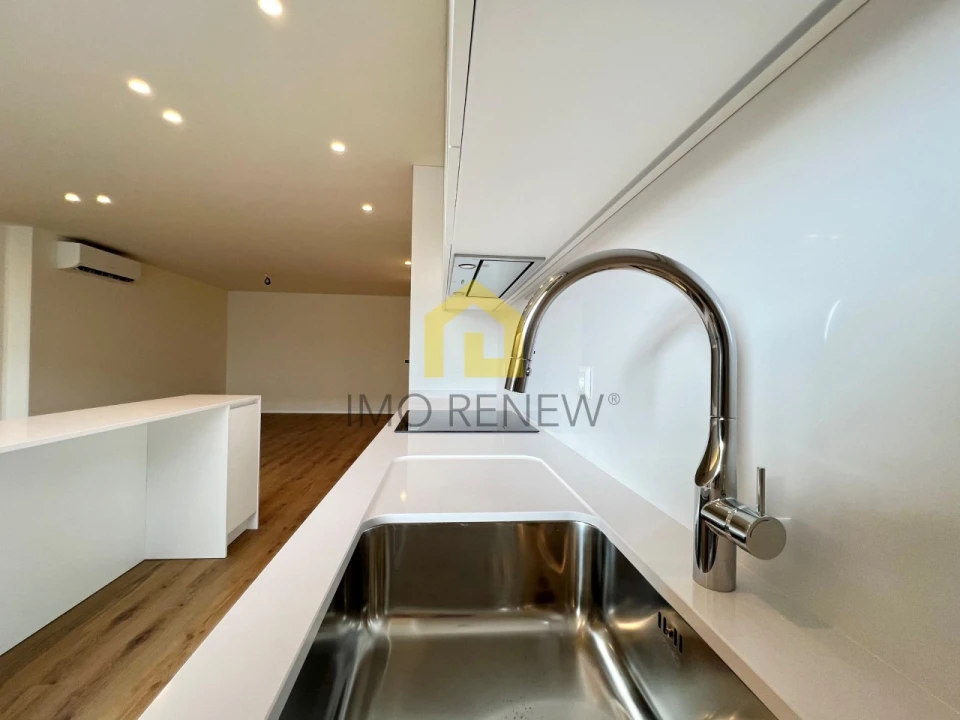 Apartamento T2 para Venda em Mafamude e Vilar do Paraíso Foto 11