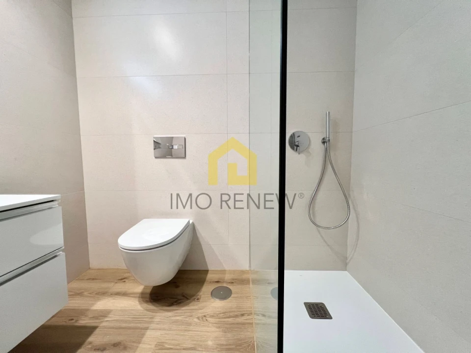 Apartamento T2 para Venda em Mafamude e Vilar do Paraíso Foto 15