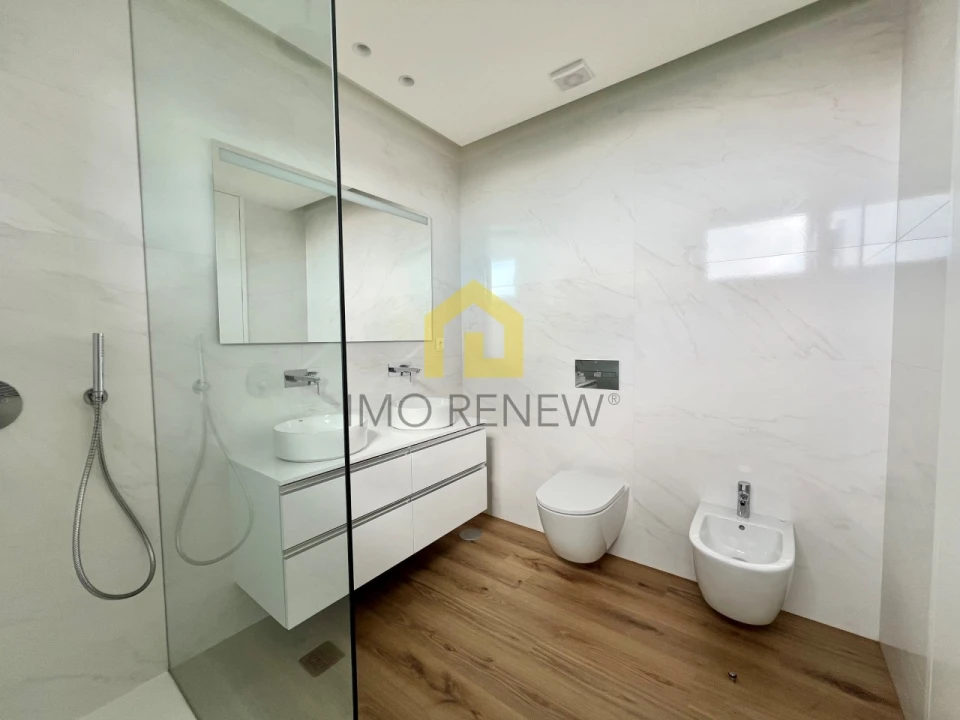 Apartamento T2 para Venda em Mafamude e Vilar do Paraíso Foto 20