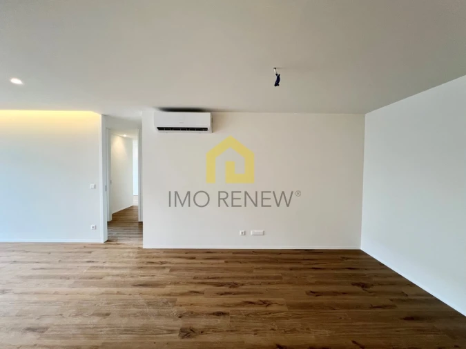 Apartamento T2 para Venda em Mafamude e Vilar do Paraíso Foto 4