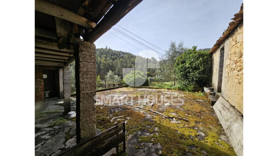 Moradia T3 para Venda em Friúmes e Paradela Foto 37