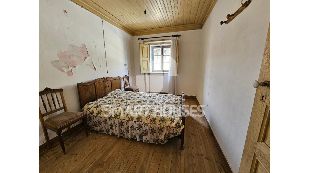 Moradia T3 para Venda em Friúmes e Paradela Foto 9