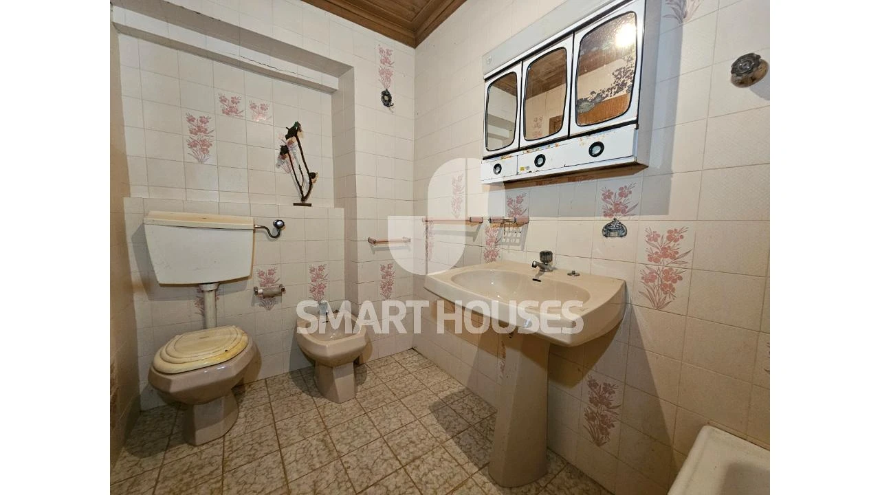 Moradia T3 para Venda em Friúmes e Paradela Foto 12