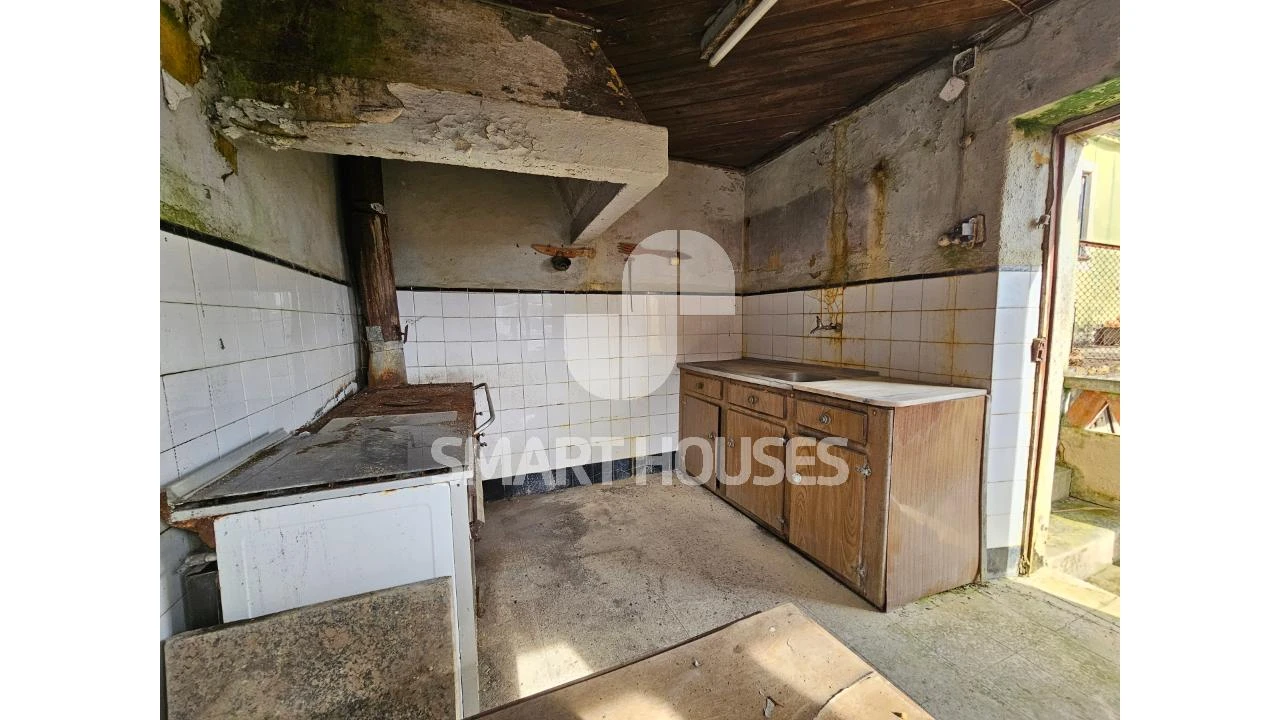 Moradia T3 para Venda em Friúmes e Paradela Foto 16