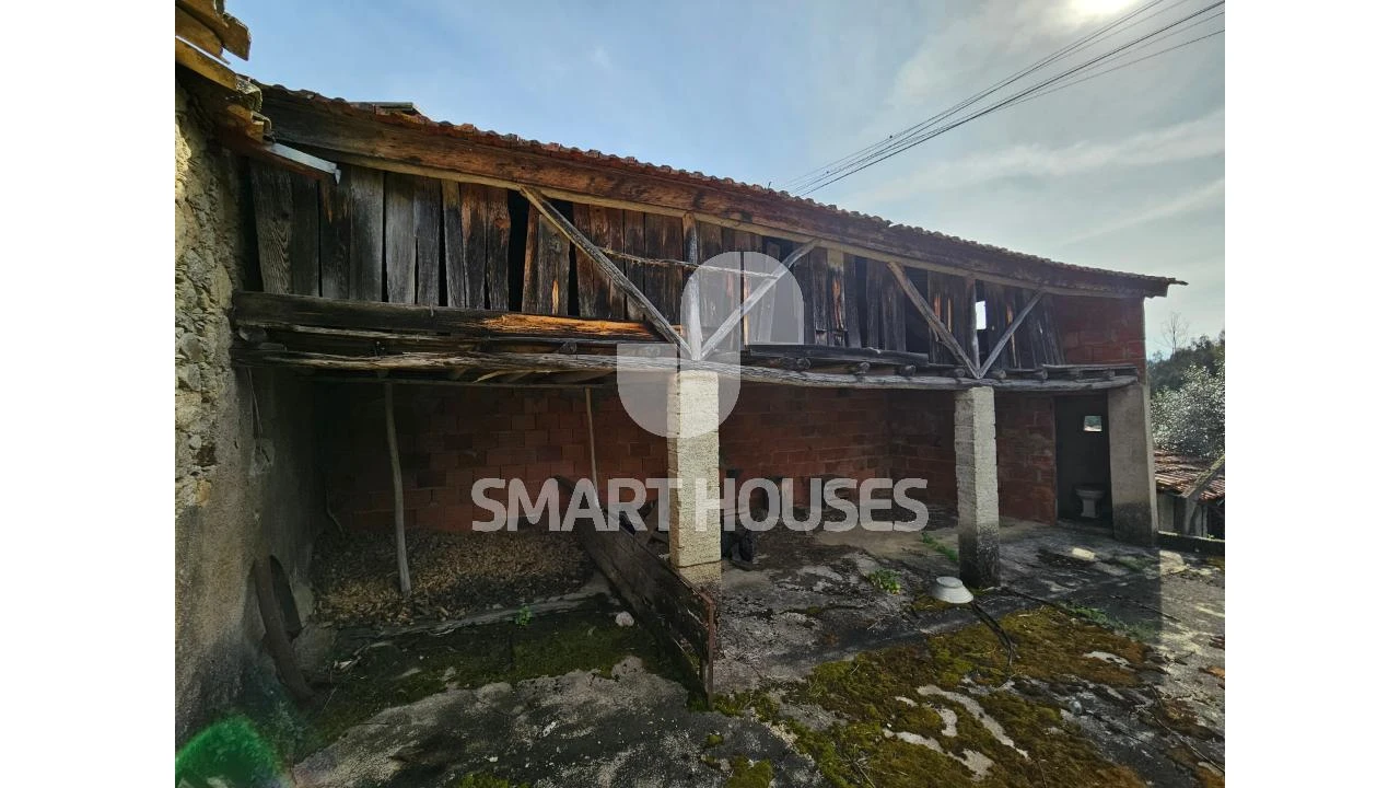 Moradia T3 para Venda em Friúmes e Paradela Foto 36