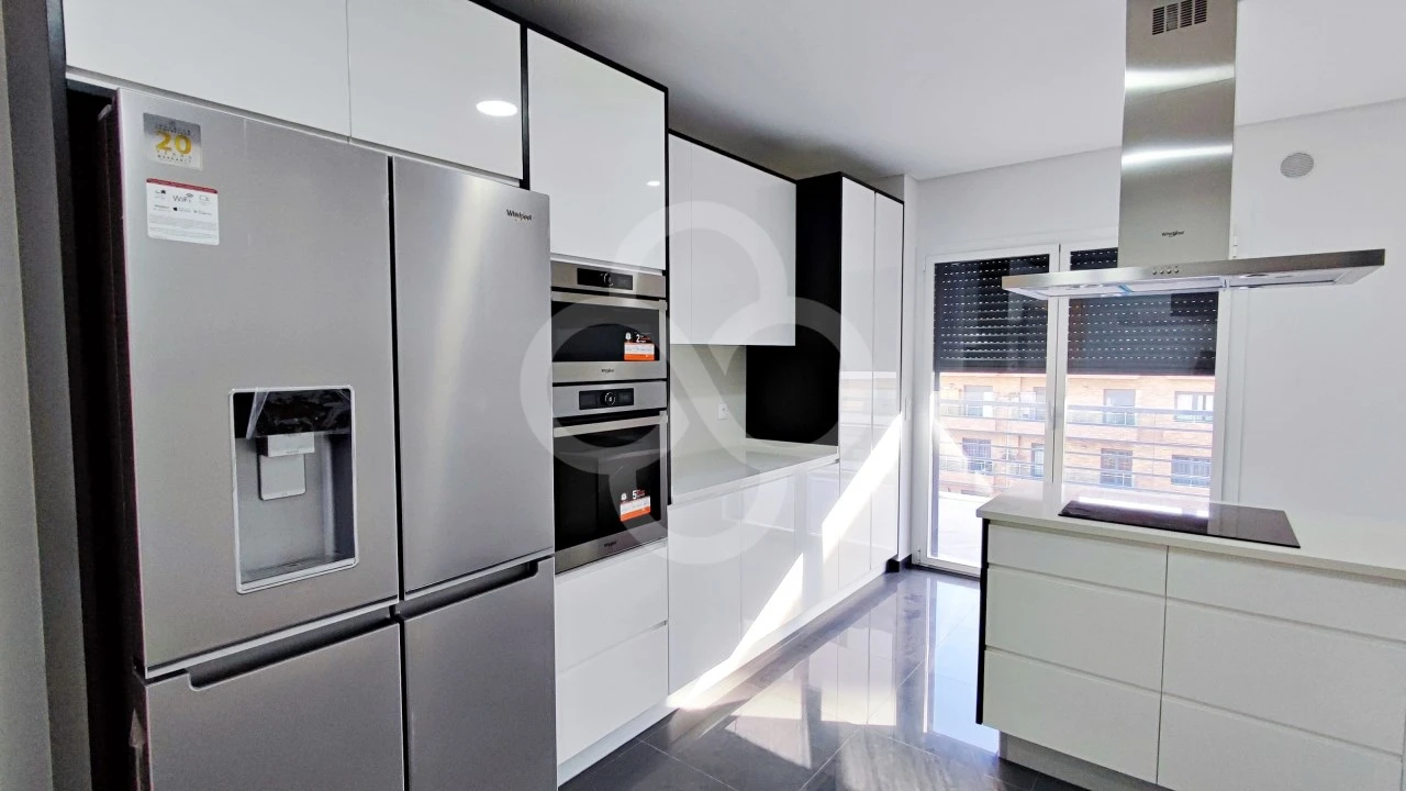 Apartamento T3 para Venda em Odivelas Foto 5