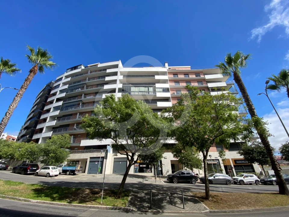 Apartamento T3 para Venda em Odivelas Foto 31