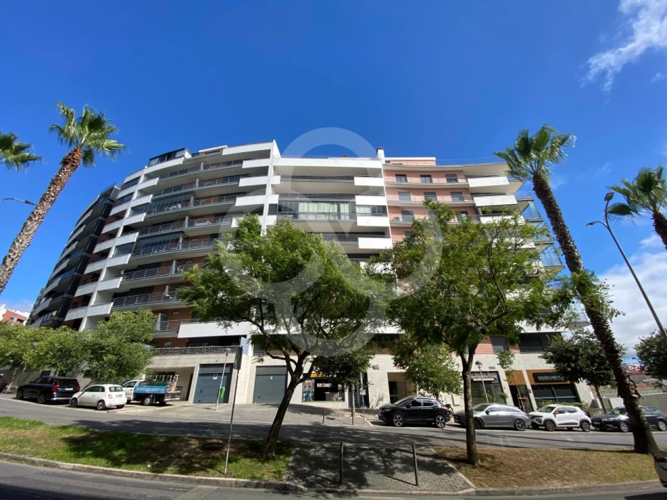 Apartamento T3 para Venda em Odivelas Foto 32