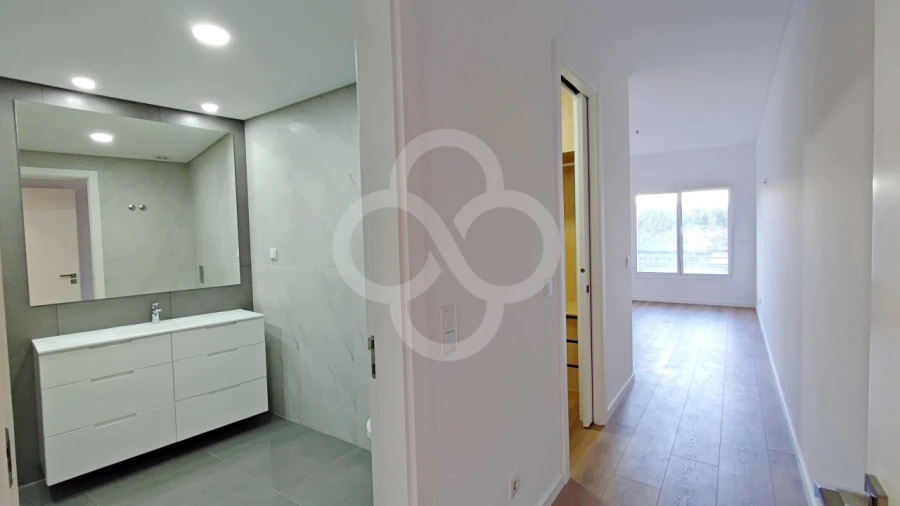 Apartamento T3 para Venda em Odivelas Foto 9