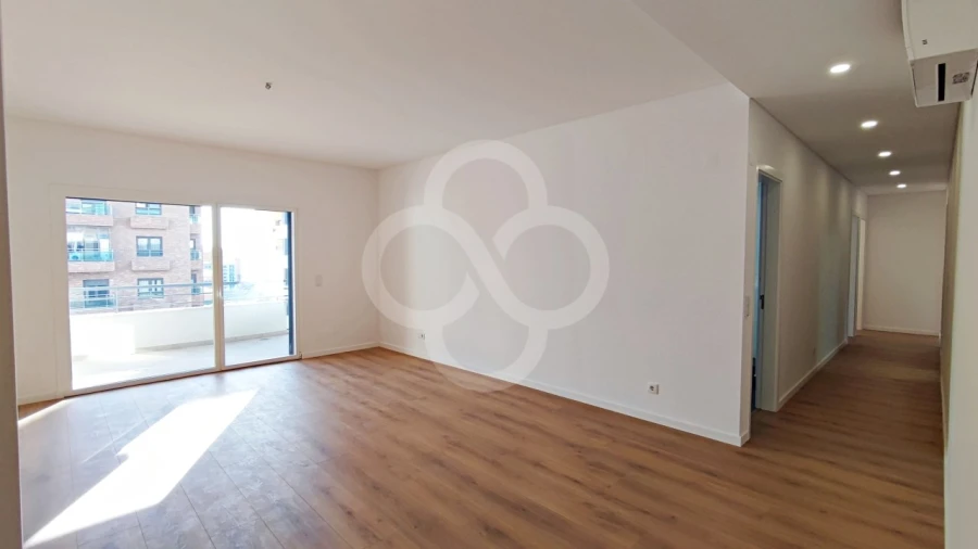Apartamento T3 para Venda em Odivelas Foto 18