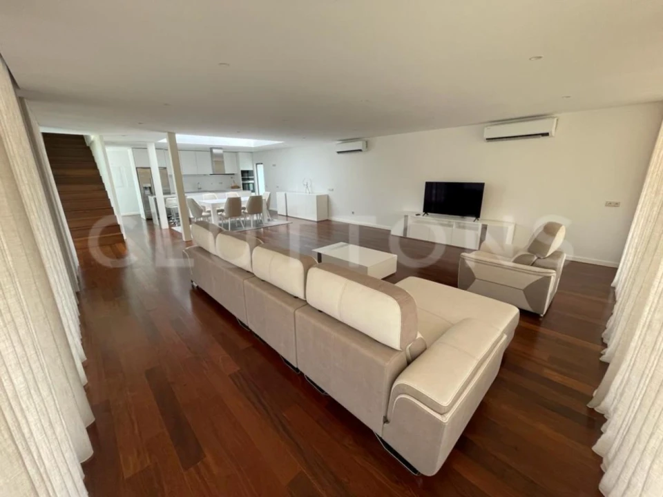 Moradia T3 para Venda em Almancil Foto 12