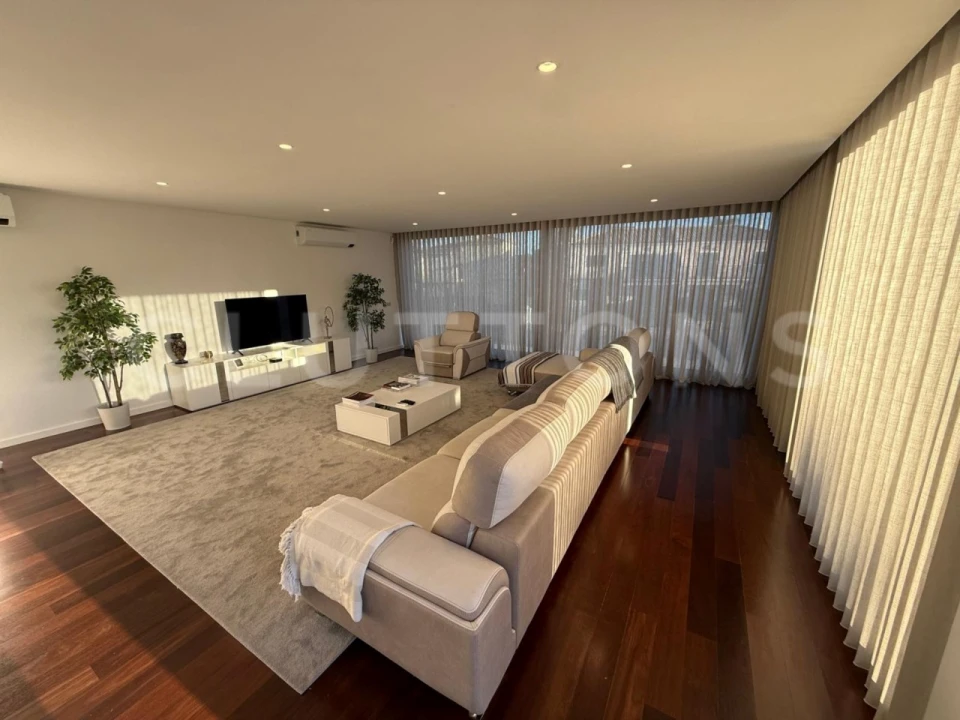 Moradia T3 para Venda em Almancil Foto 28