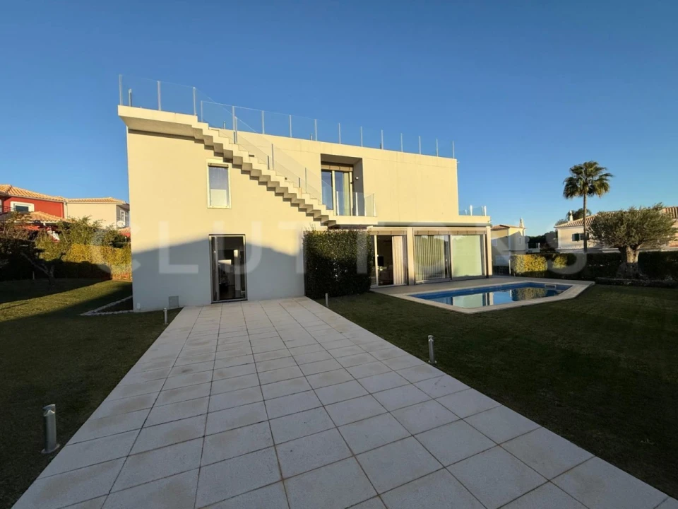 Moradia T3 para Venda em Almancil Foto 31