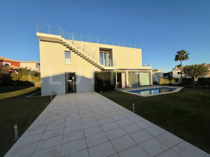 Moradia T3 para Venda em Almancil Foto 31