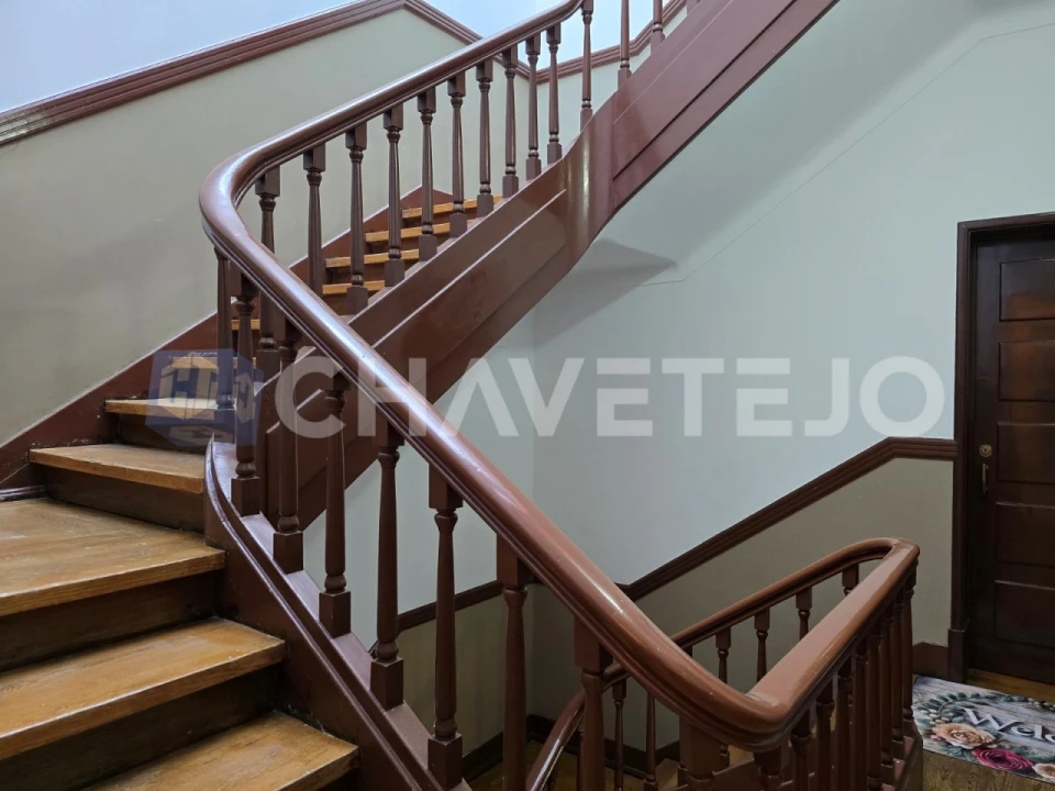 Apartamento T4 para Venda em São João Baptista e Santa Maria dos Olivais Foto 5