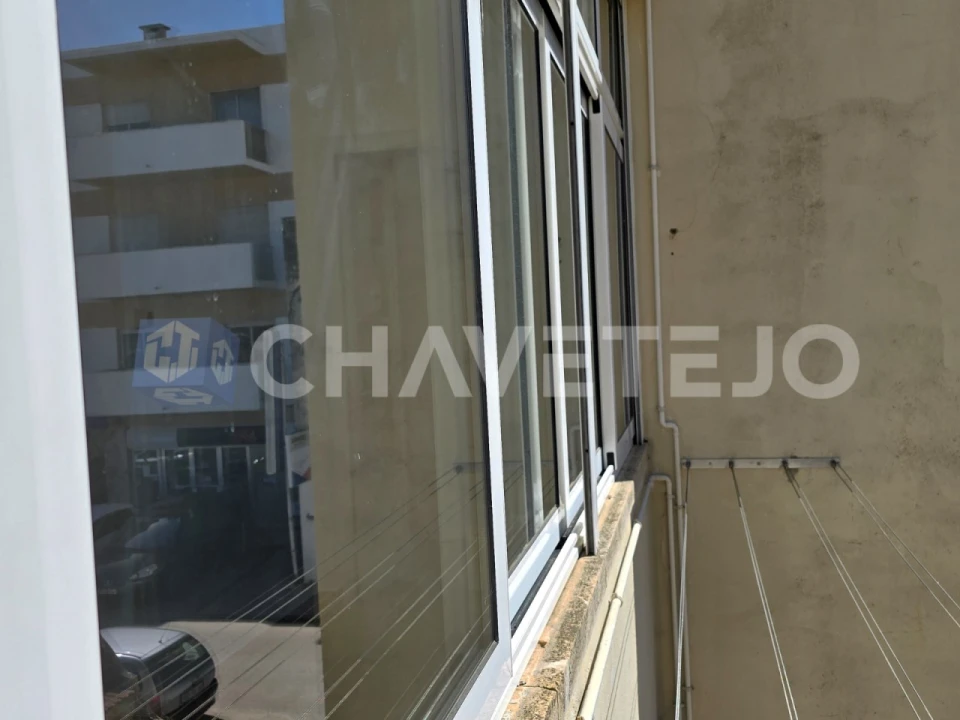 Apartamento T4 para Venda em São João Baptista e Santa Maria dos Olivais Foto 34