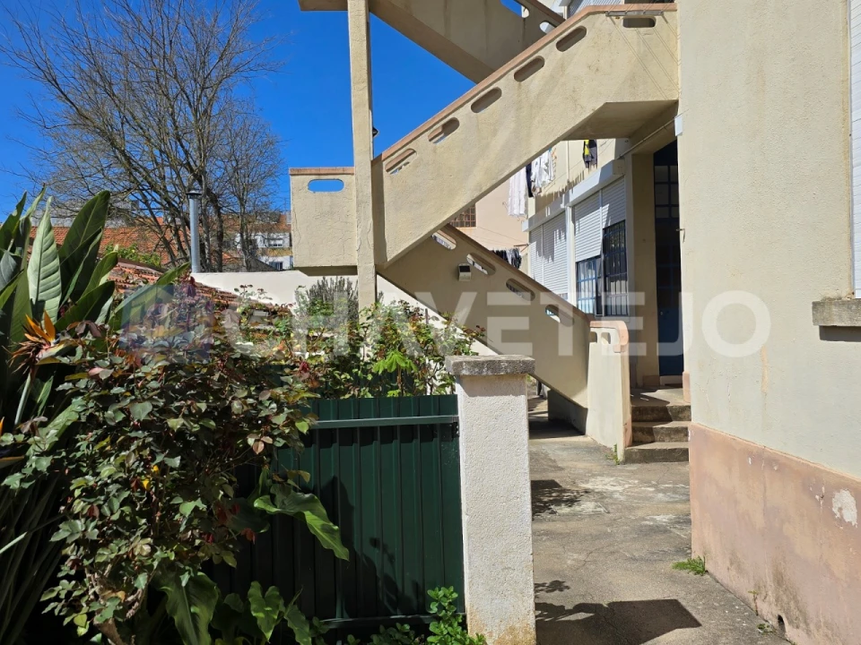 Apartamento T4 para Venda em São João Baptista e Santa Maria dos Olivais Foto 40