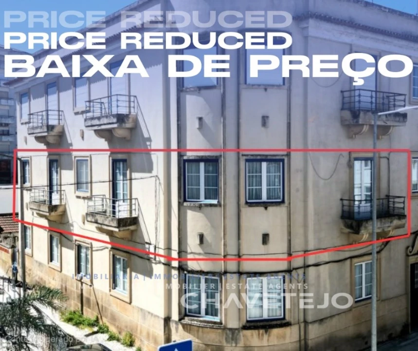 Apartamento T4 para Venda em São João Baptista e Santa Maria dos Olivais Foto 2