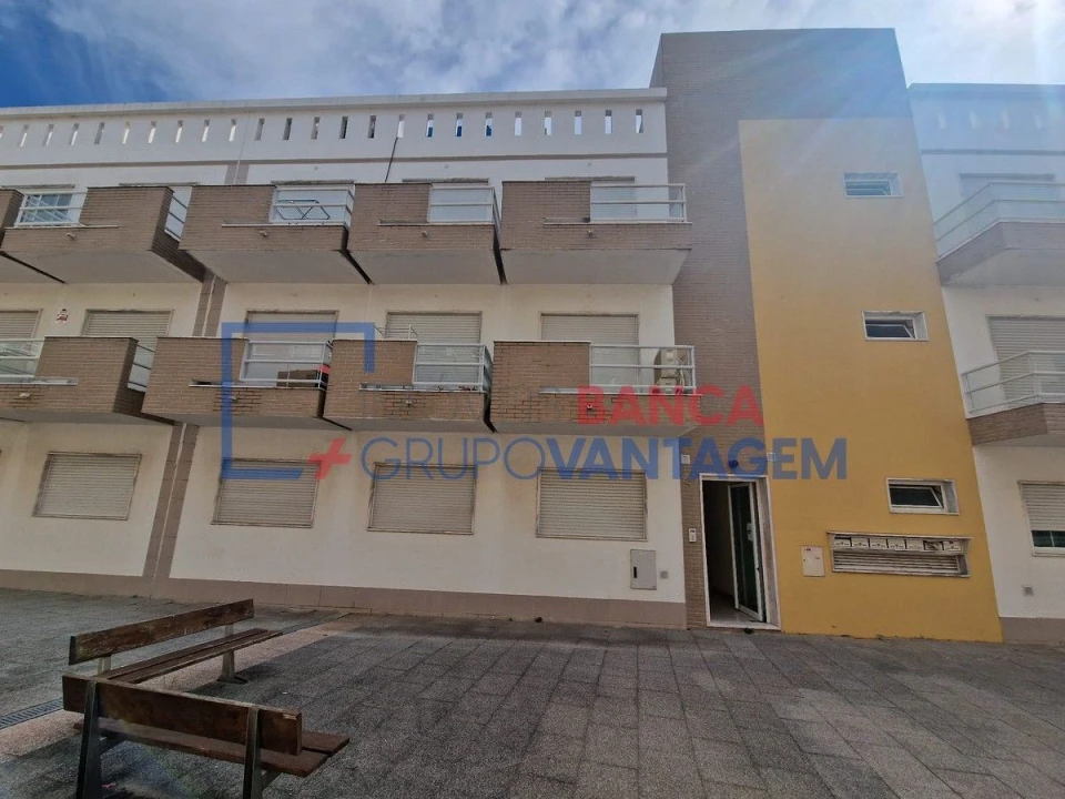 Apartamento T3 para Venda em Palhais e Coina Foto 9