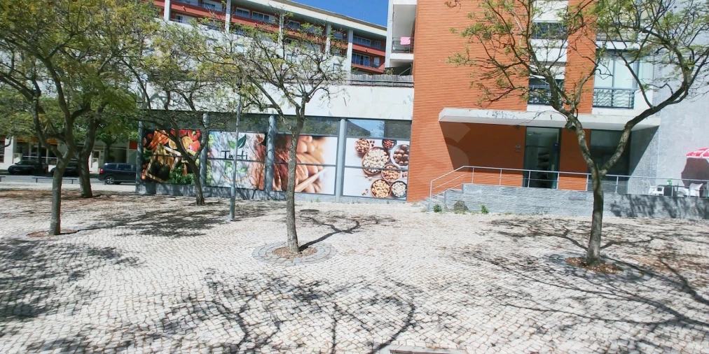 Loja para Venda em Parque das Nações Foto 11