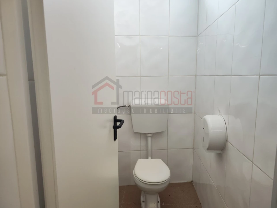 Negócio para Venda em Serra D'El-Rei Foto 22