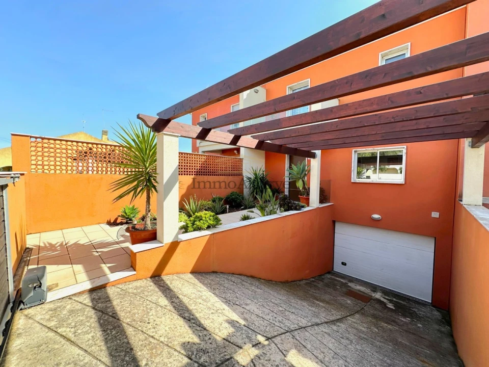 Moradia T3 para Venda em Paderne Foto 4