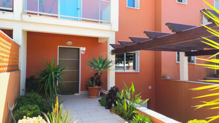 Moradia T3 para Venda em Paderne Foto 5