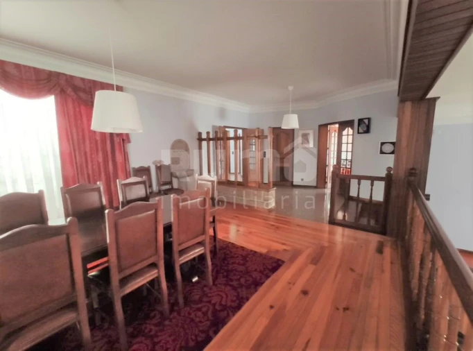 Moradia T6 para Venda em Gemieira Foto 6