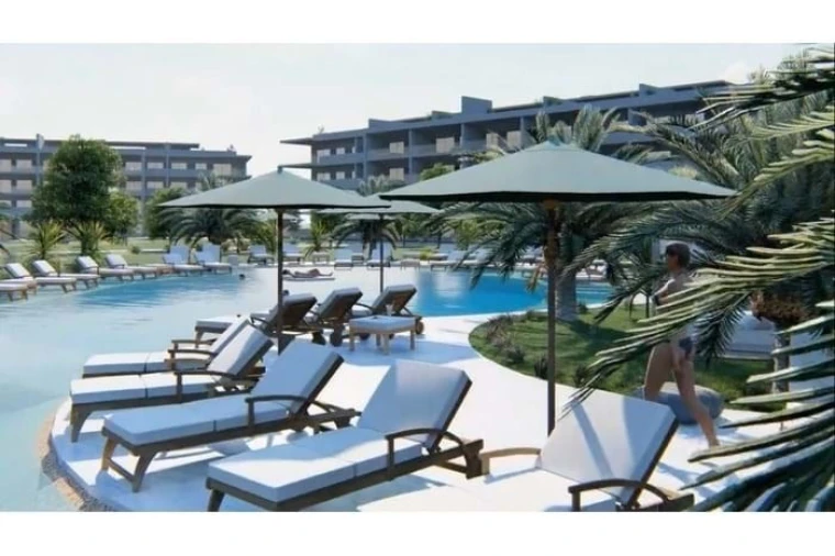 Apartamento T4 para Venda em Alvor Foto 17