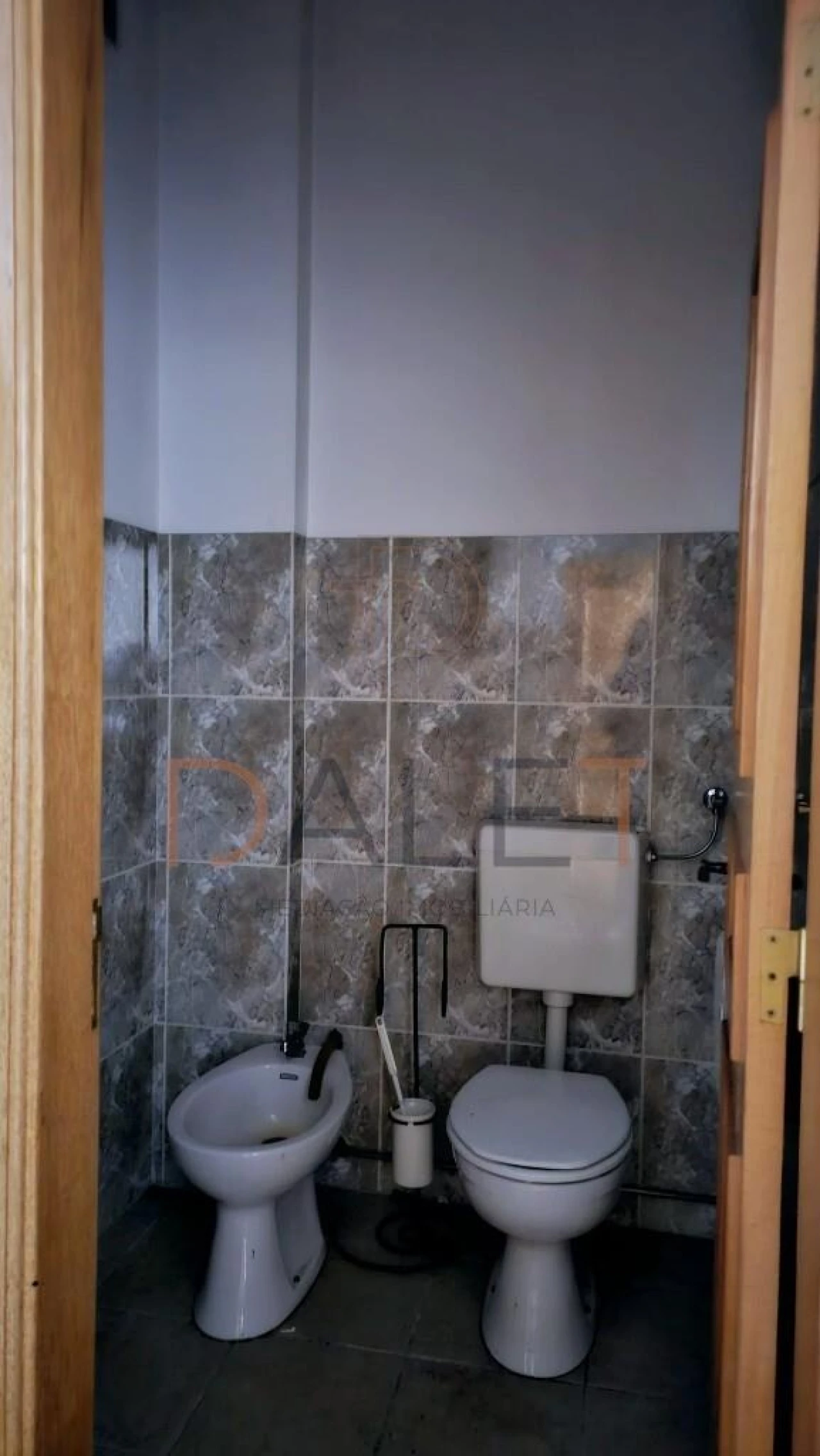 Loja para Arrendamento em Queluz e Belas Foto 7