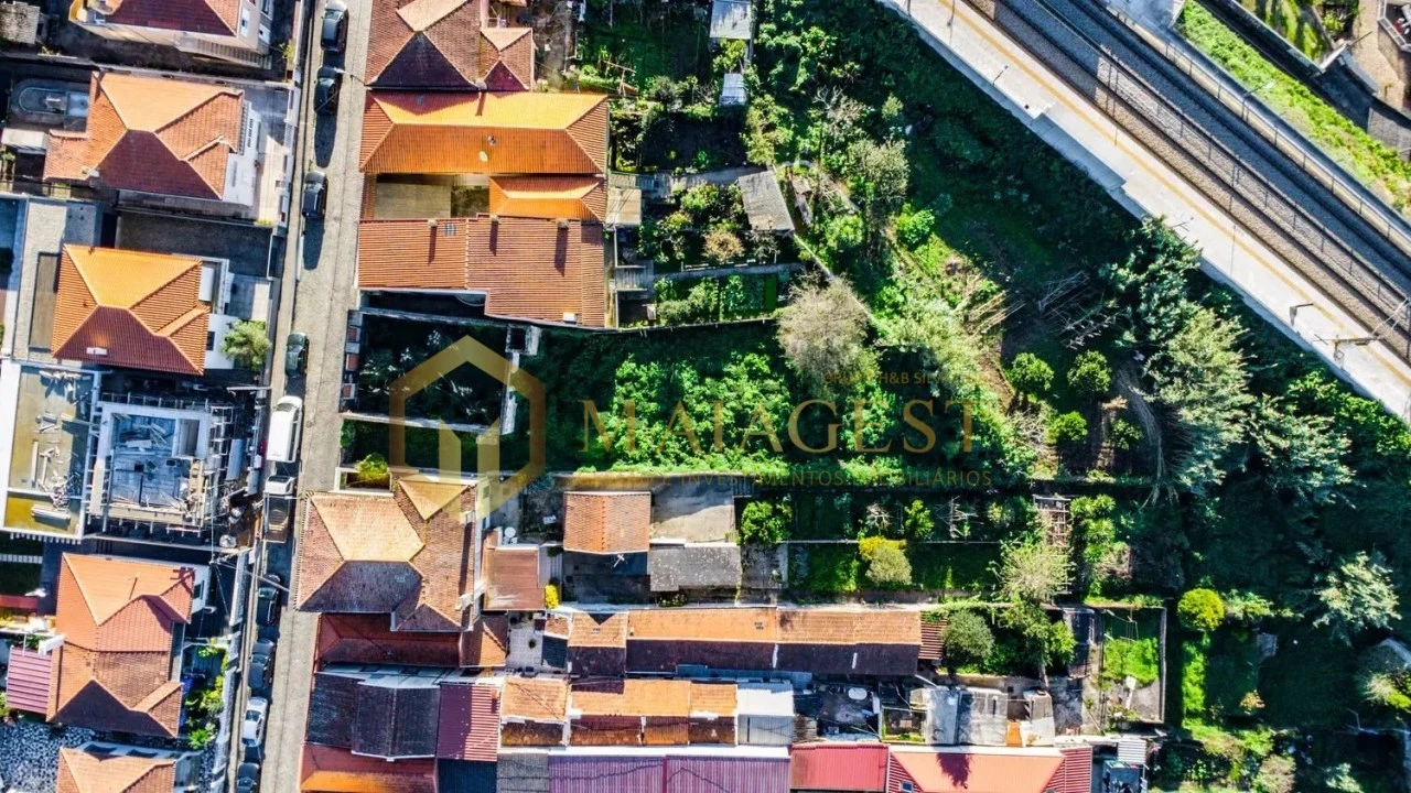 Moradia T3 para Venda em Madalena Foto 7