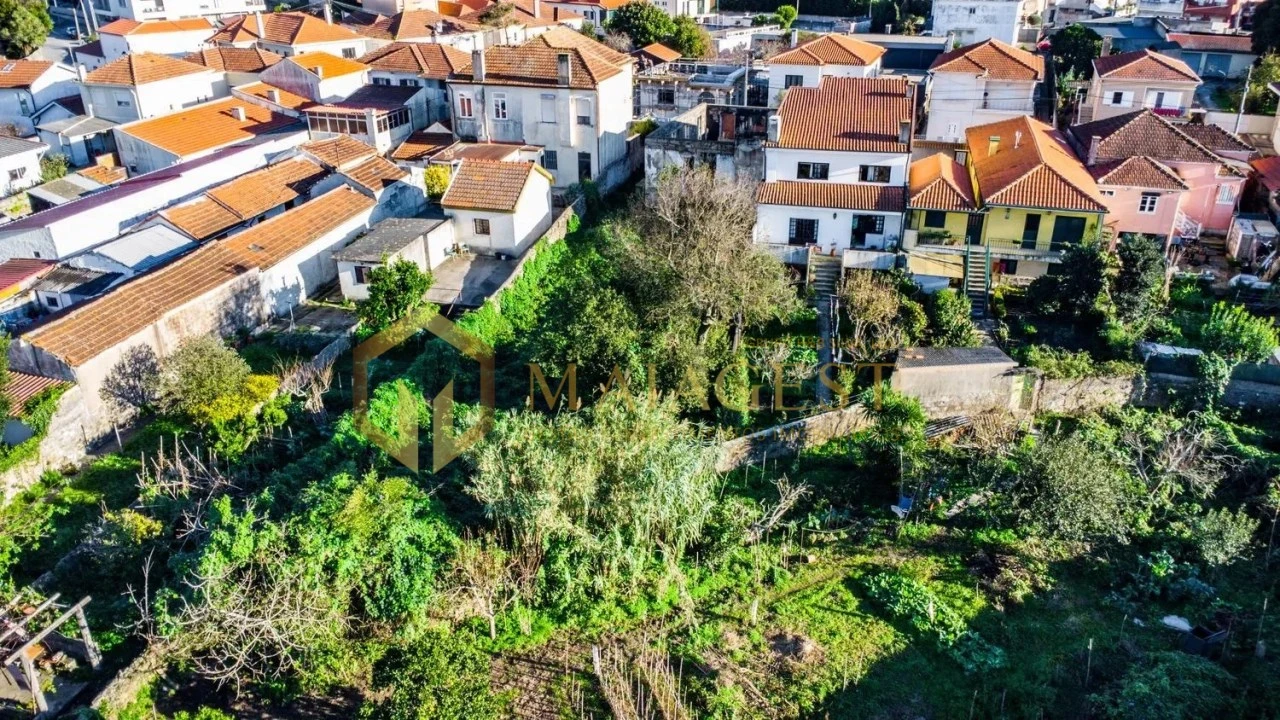Moradia T3 para Venda em Madalena Foto 17