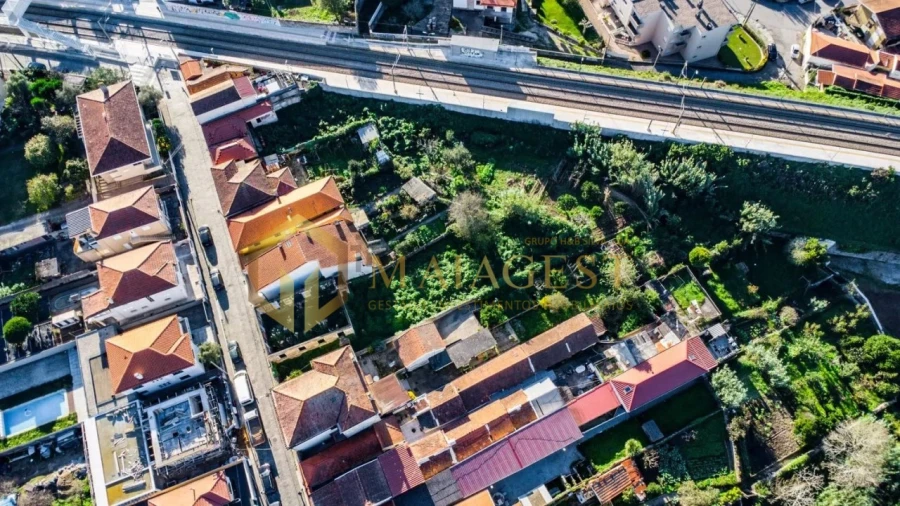 Moradia T3 para Venda em Madalena Foto 10