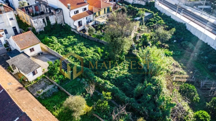 Moradia T3 para Venda em Madalena Foto 20