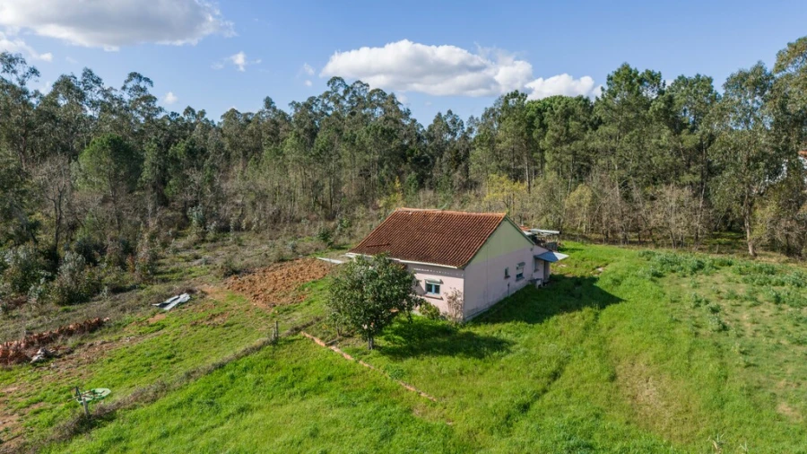 Moradia T3 para Venda em Anobra Foto 3