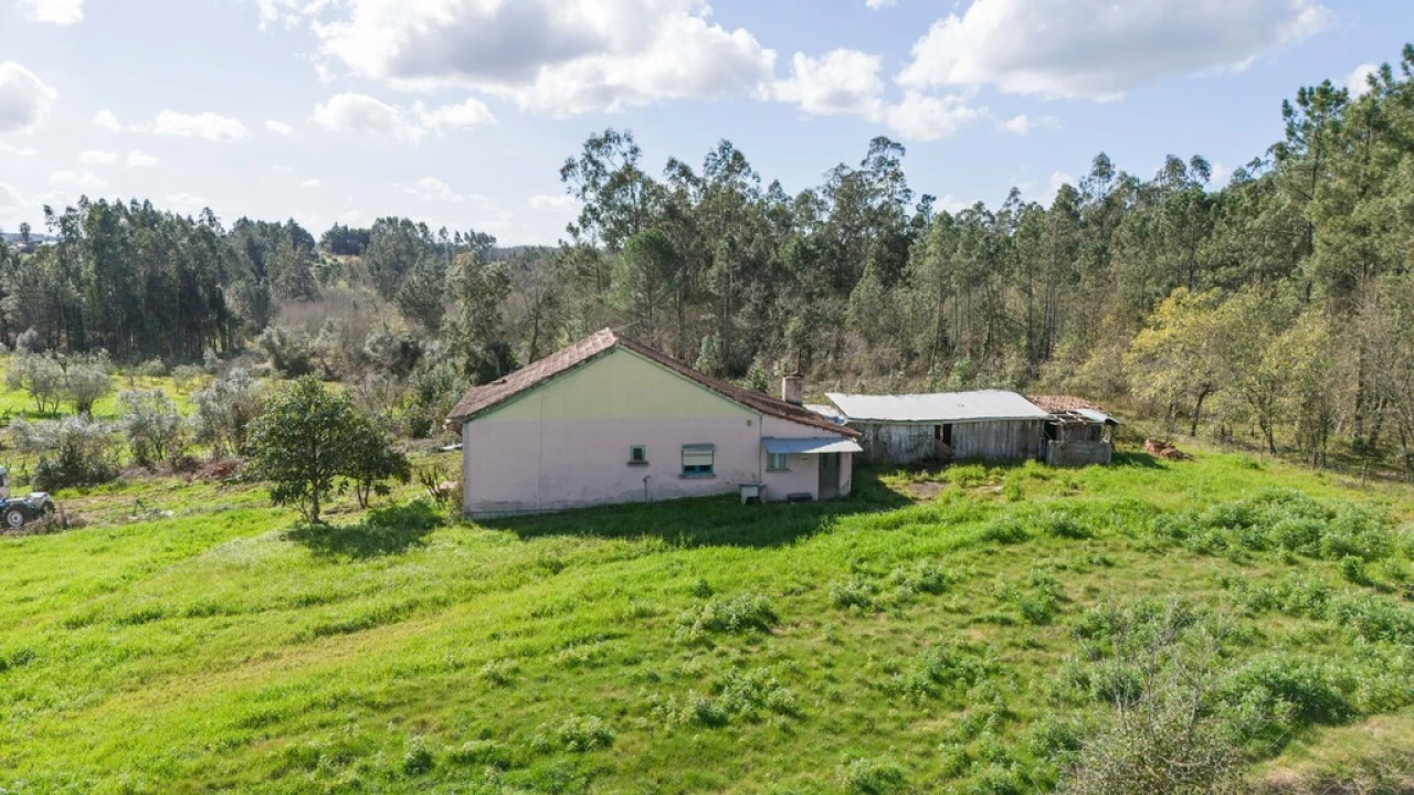 Moradia T3 para Venda em Anobra Foto 2