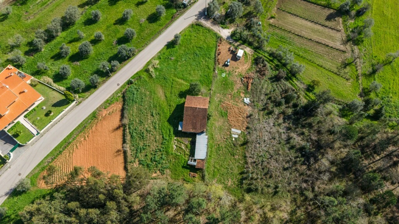 Moradia T3 para Venda em Anobra Foto 4