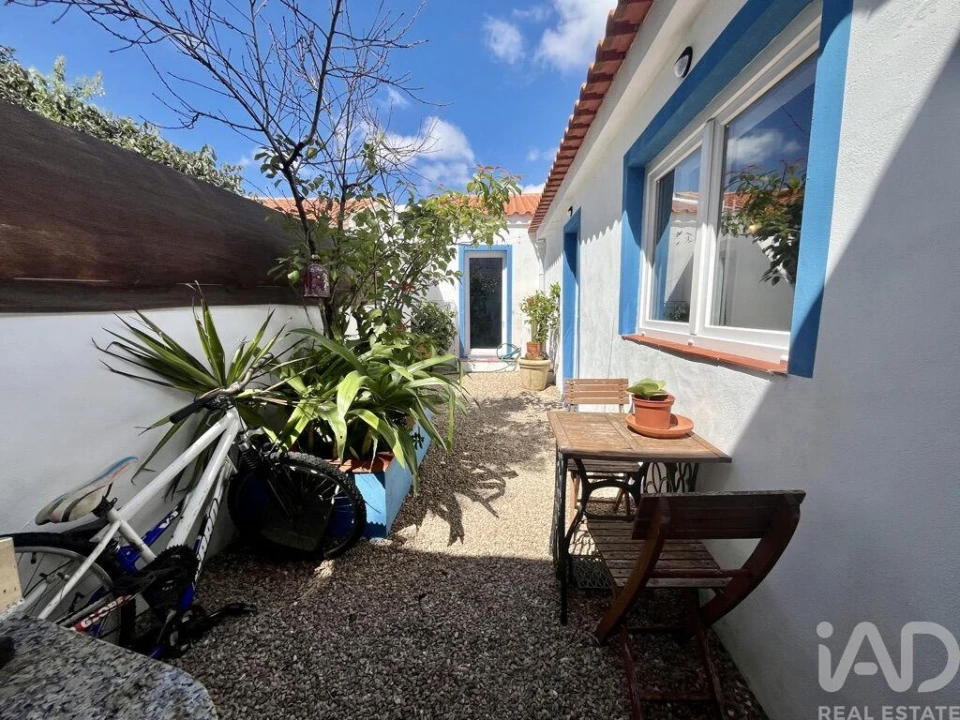 Moradia T3 para Venda em Bensafrim e Barão de São João Foto 24