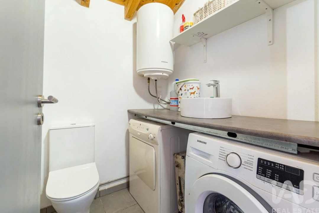 Moradia T3 para Venda em Bensafrim e Barão de São João Foto 13