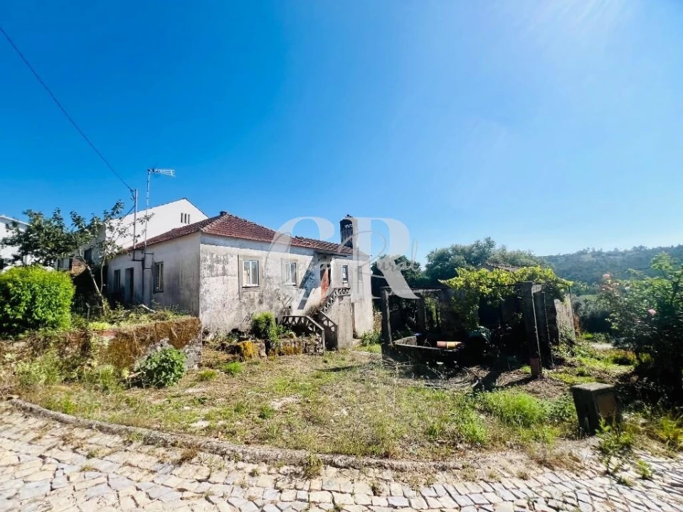 Moradia T3 para Venda em Figueiró dos Vinhos e Bairradas Foto 1