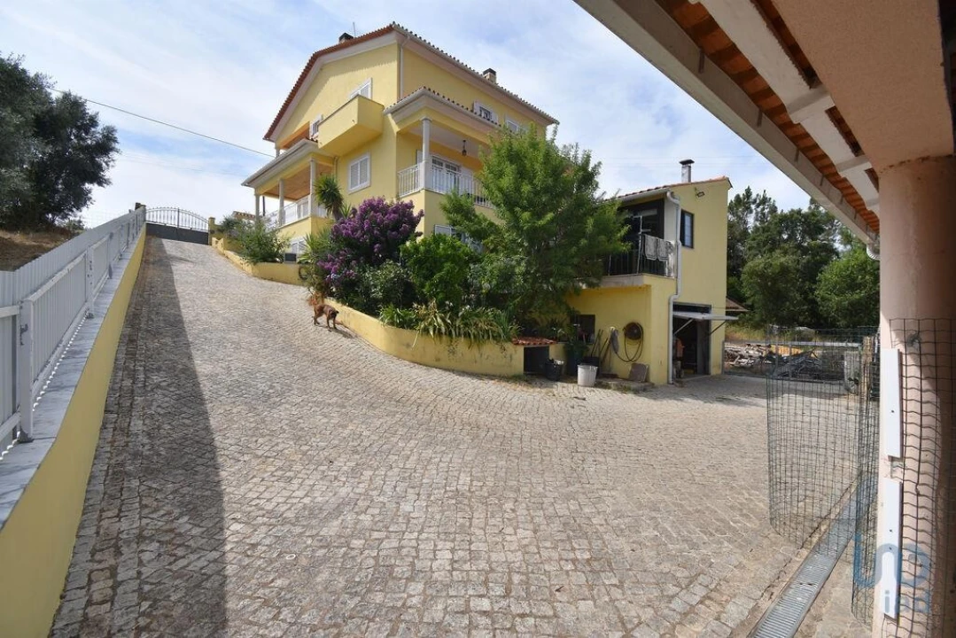 Moradia T5 para Venda em Foz de Arouce e Casal de Ermio Foto 4