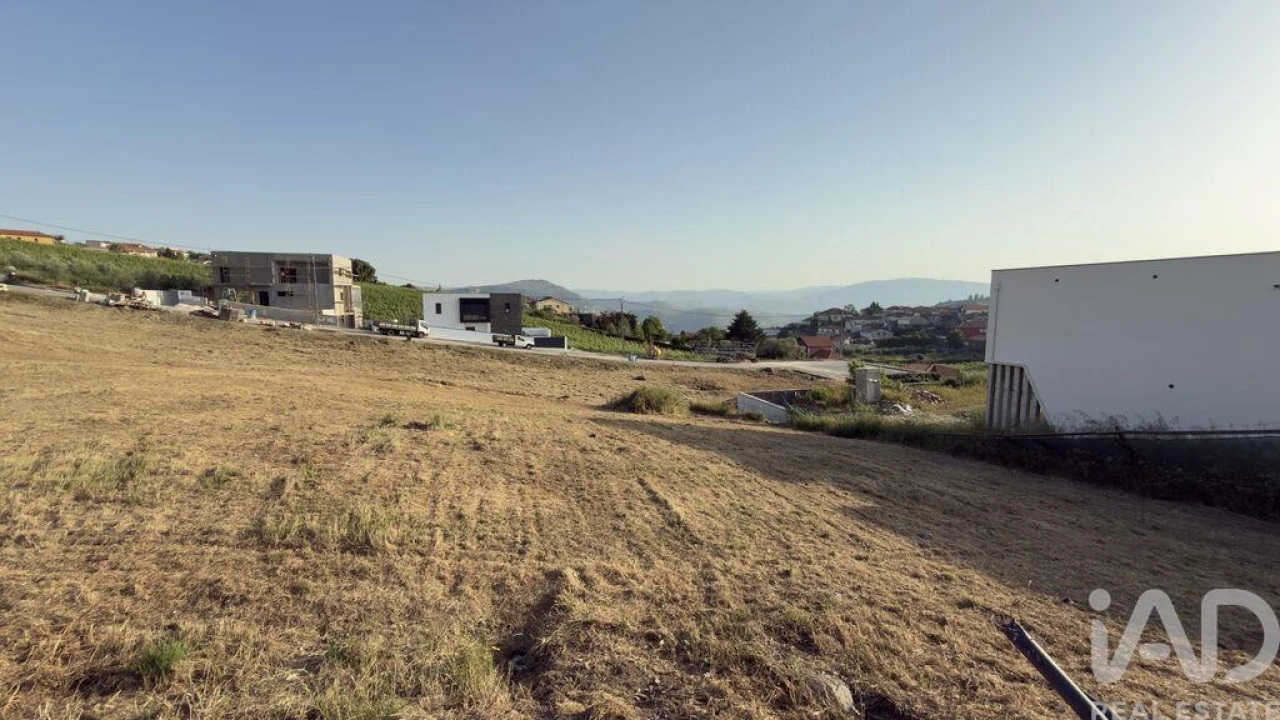 Terreno para Venda em Poiares e Canelas Foto 13