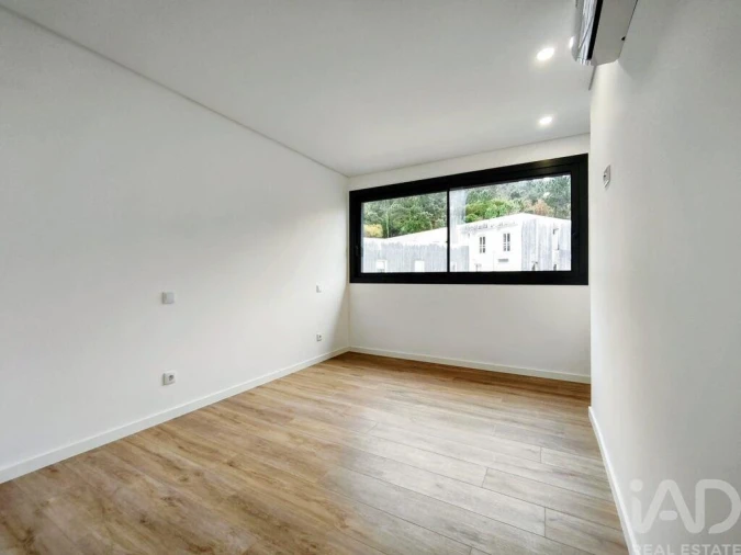 Apartamento T2 para Venda em Darque Foto 17