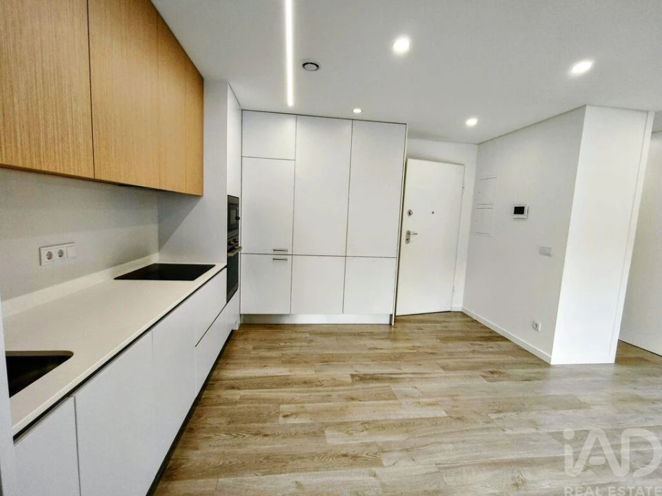 Apartamento T2 para Venda em Darque Foto 7