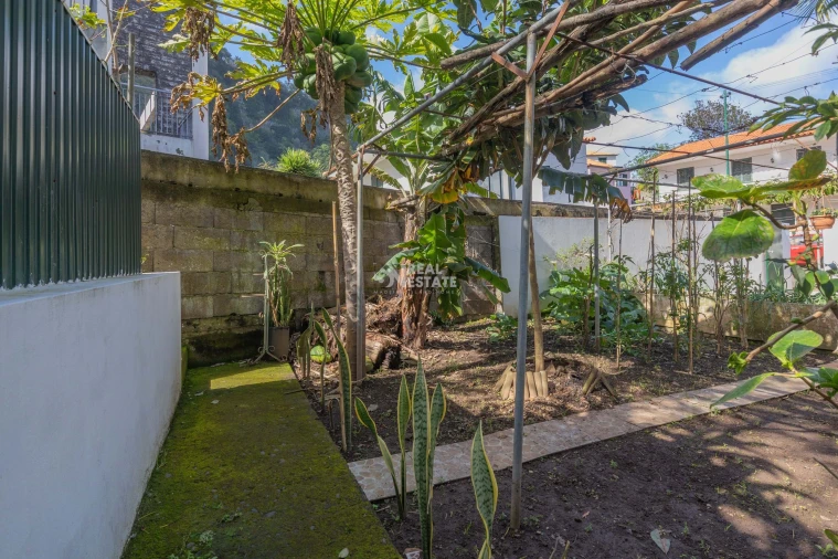 Moradia T4 para Venda em Ponta Delgada Foto 37