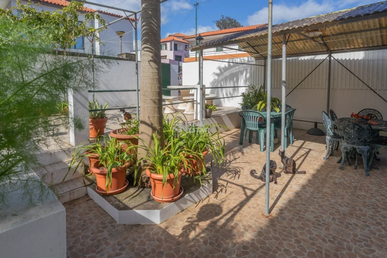 Moradia T4 para Venda em Ponta Delgada Foto 40