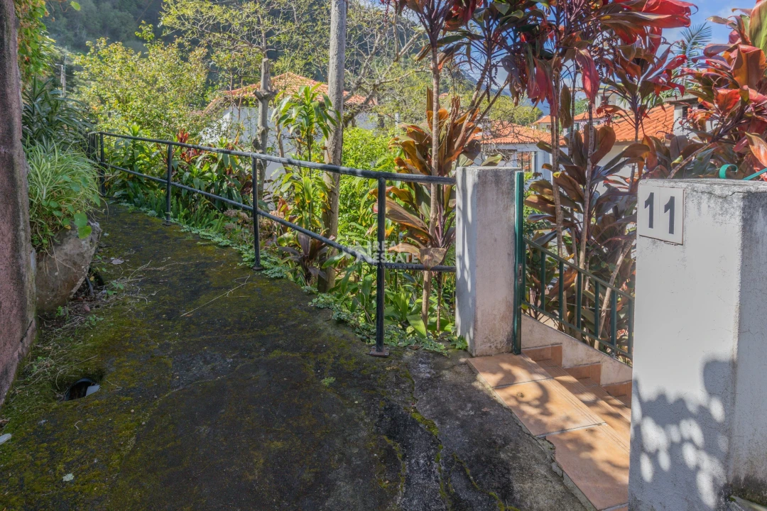 Moradia T4 para Venda em Ponta Delgada Foto 16