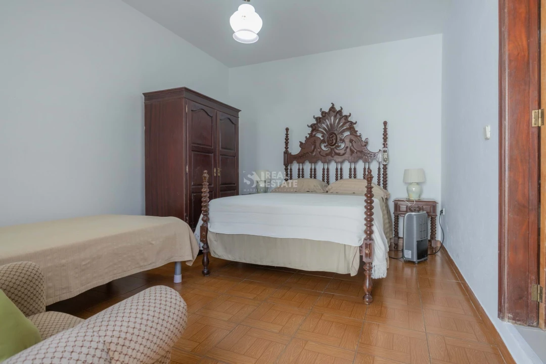 Moradia T4 para Venda em Ponta Delgada Foto 14